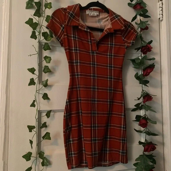 urban outfitters plaid short sleeve dress size S - Picture 2 of 5